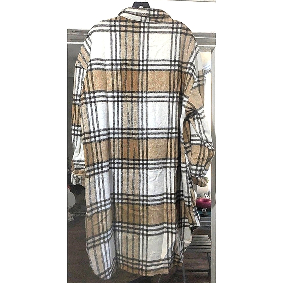 Caddie Shacket - Picture 8 of 9